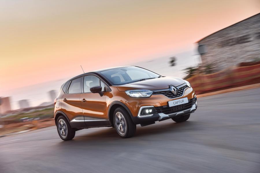  Renault Captur 2017 года  (ZA) (фото 5 из 12)